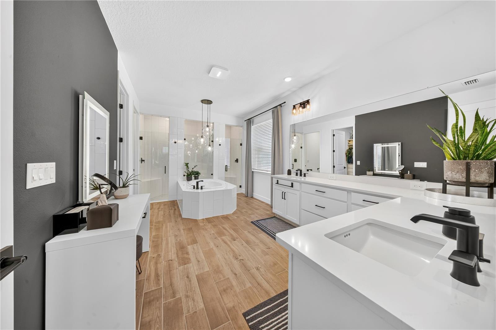 33734 LANDSMAN LOOP