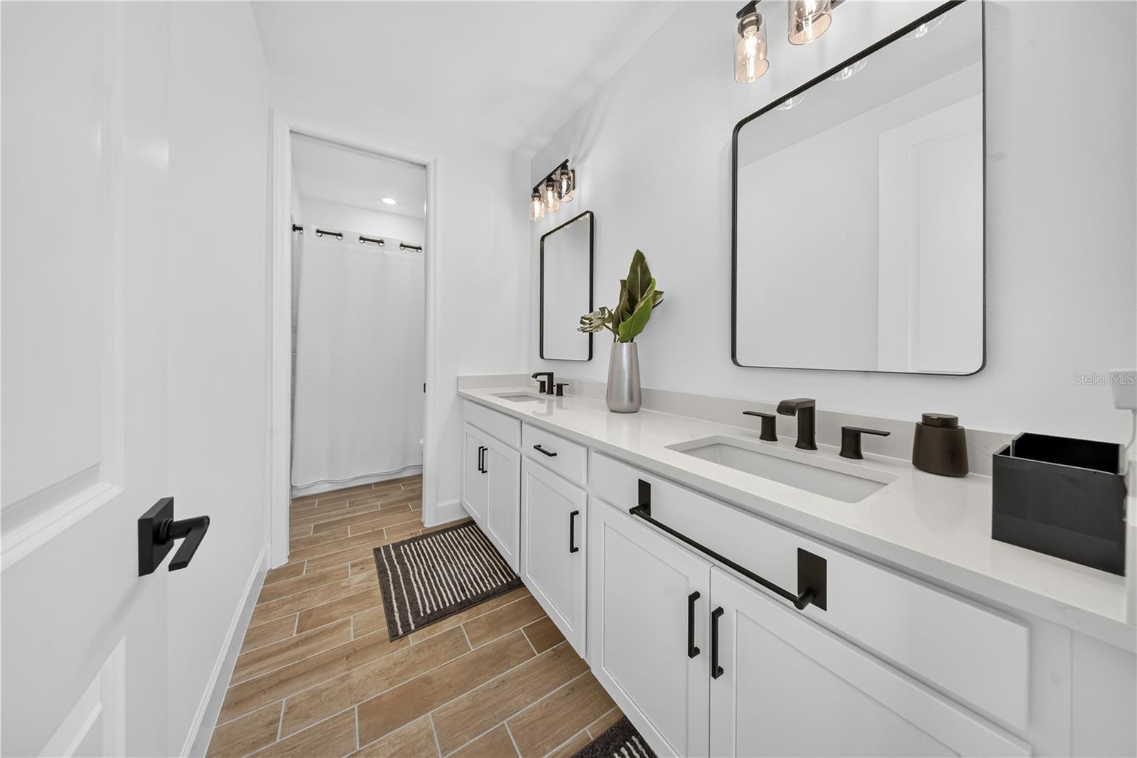33734 LANDSMAN LOOP