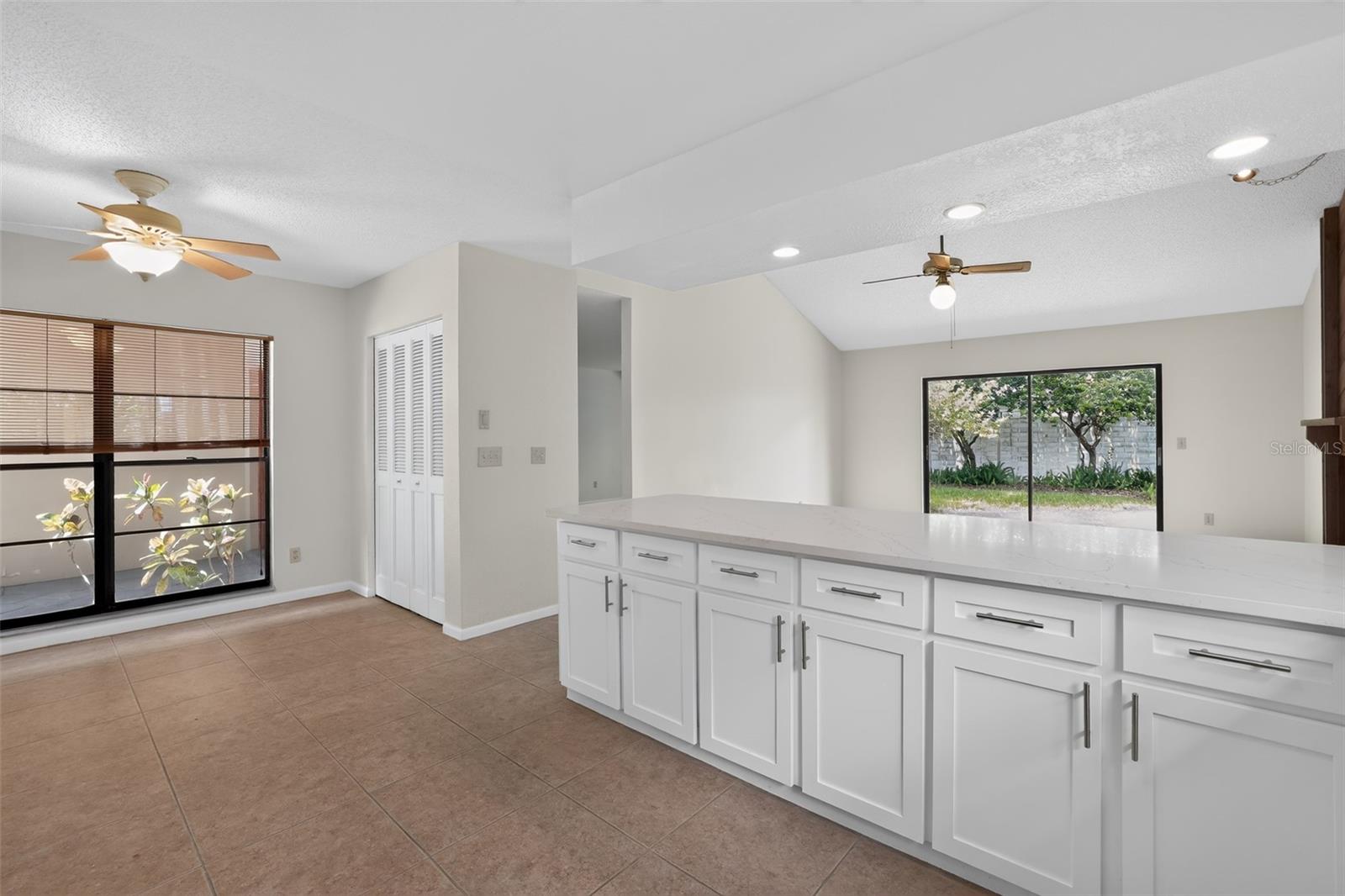 4015 DELLBROOK DR