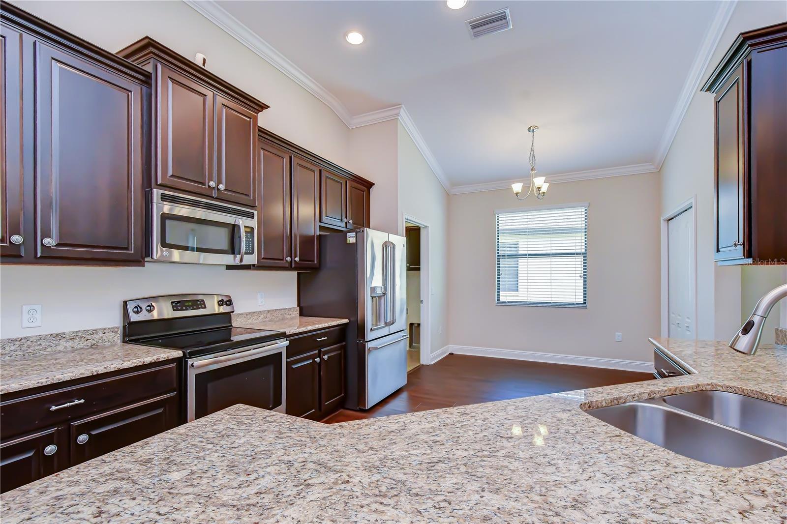 826 VINO VERDE CIR