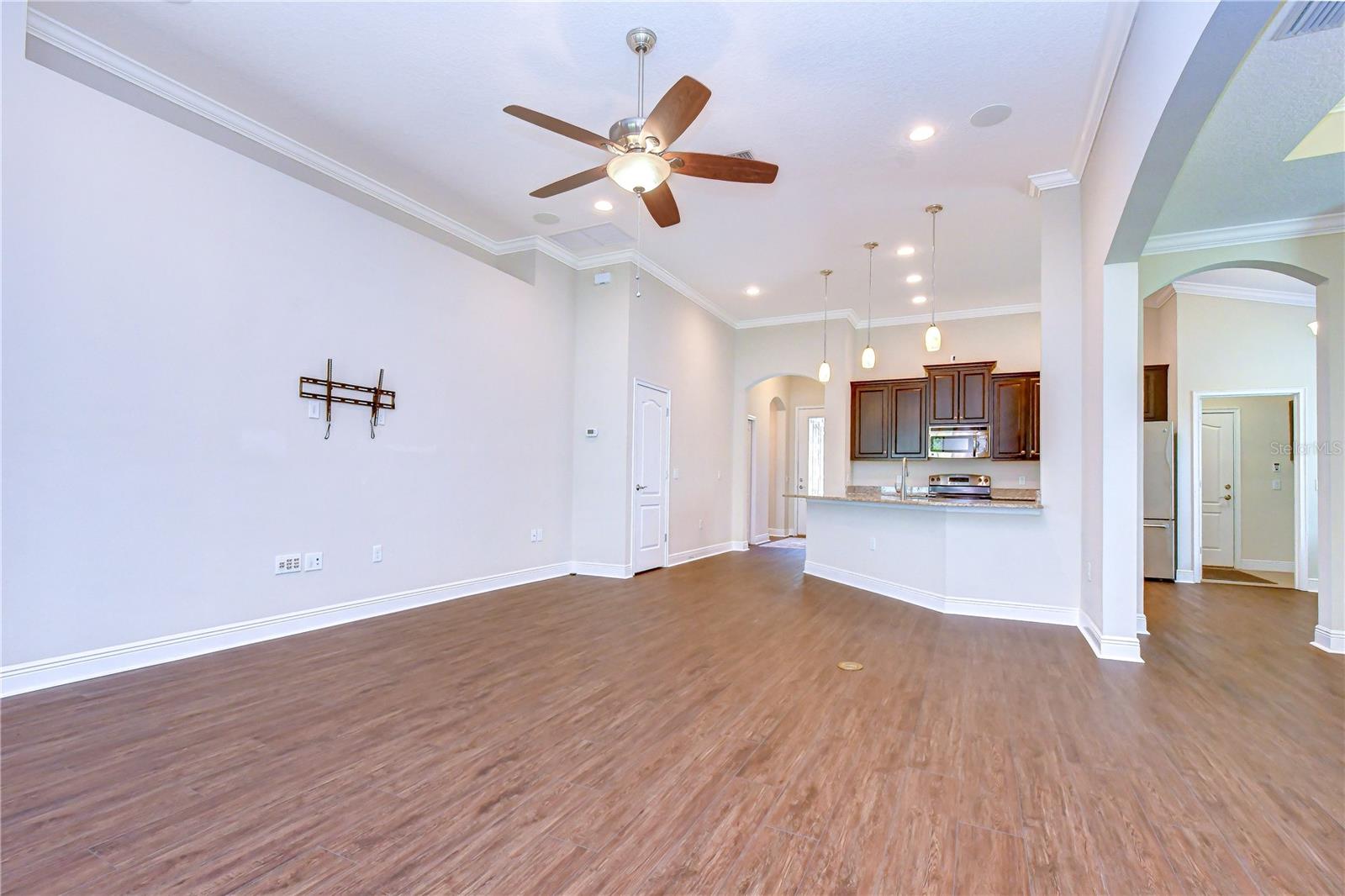 826 VINO VERDE CIR
