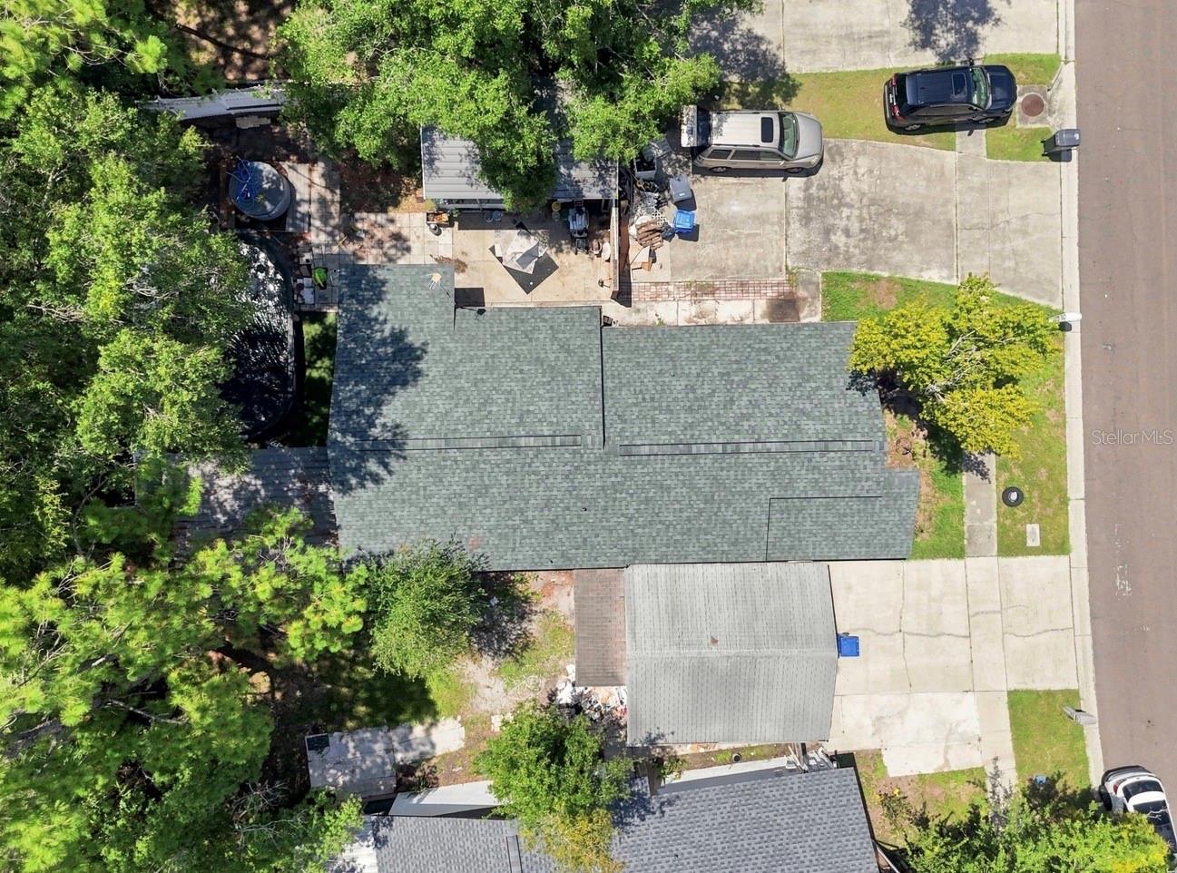 1932 GREGORY DR