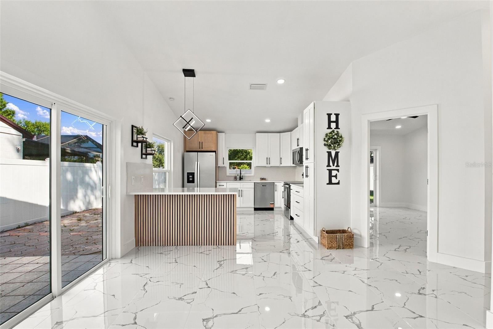 9224 CAMINO VILLA BLVD