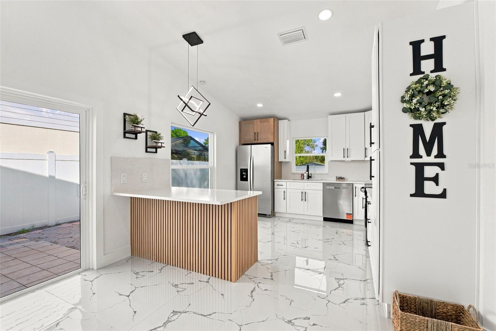 9224 CAMINO VILLA BLVD