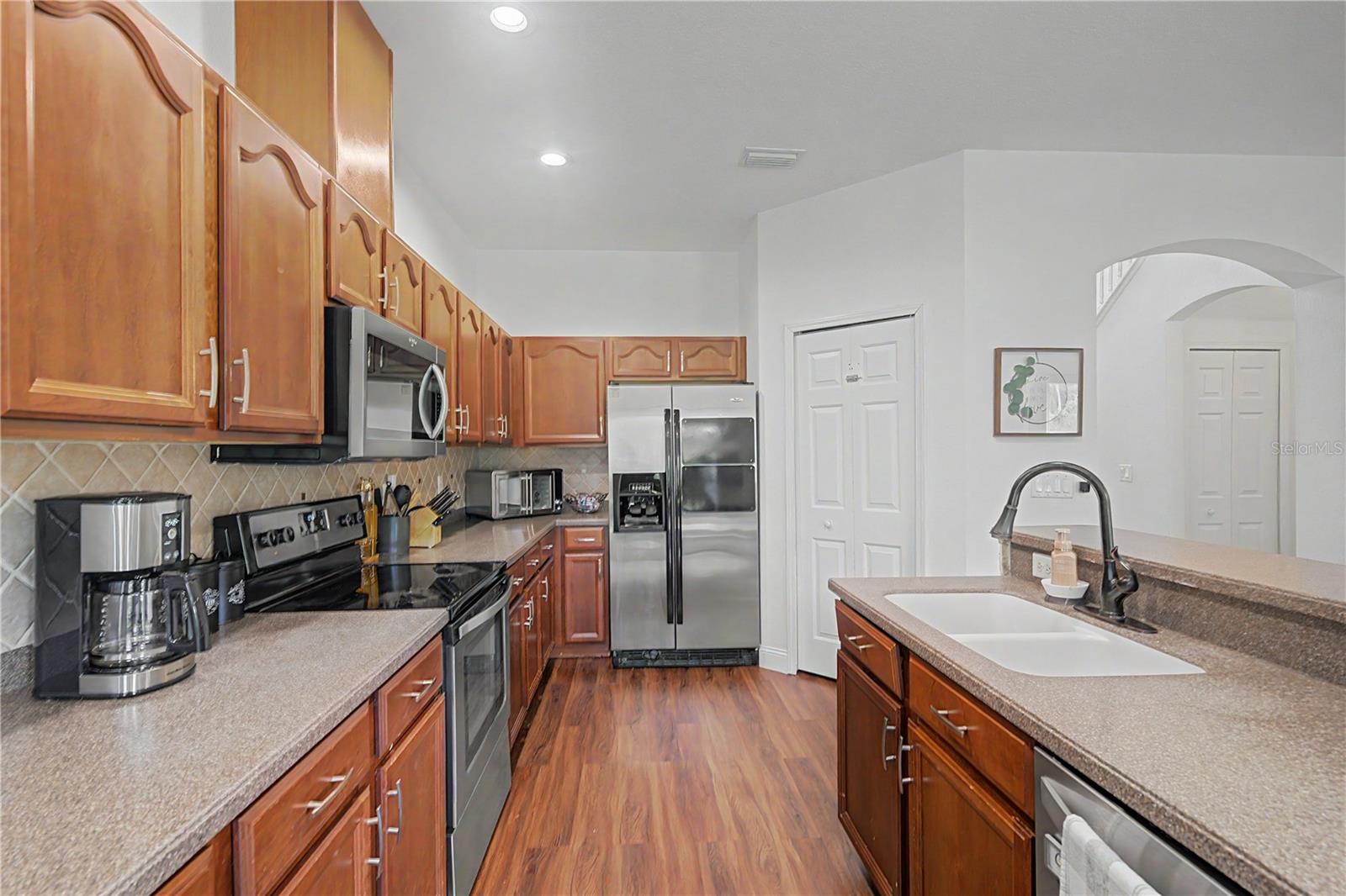 9837 JASMINE BROOK CIR