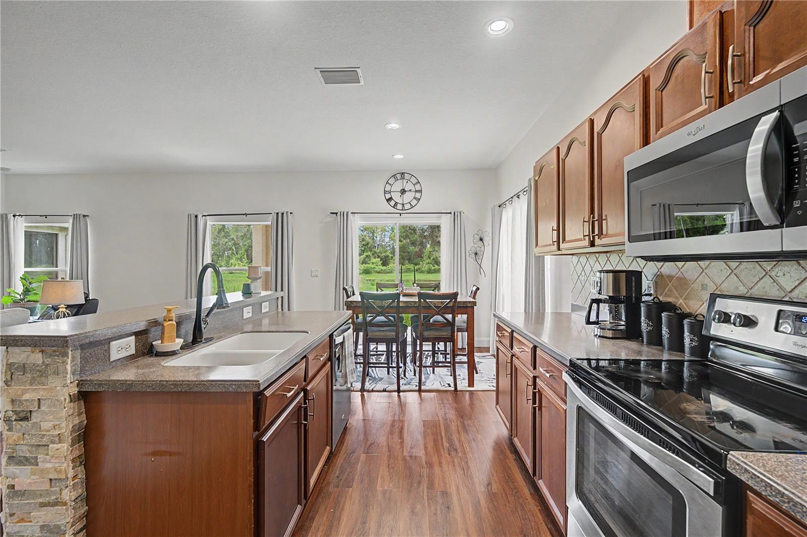 9837 JASMINE BROOK CIR