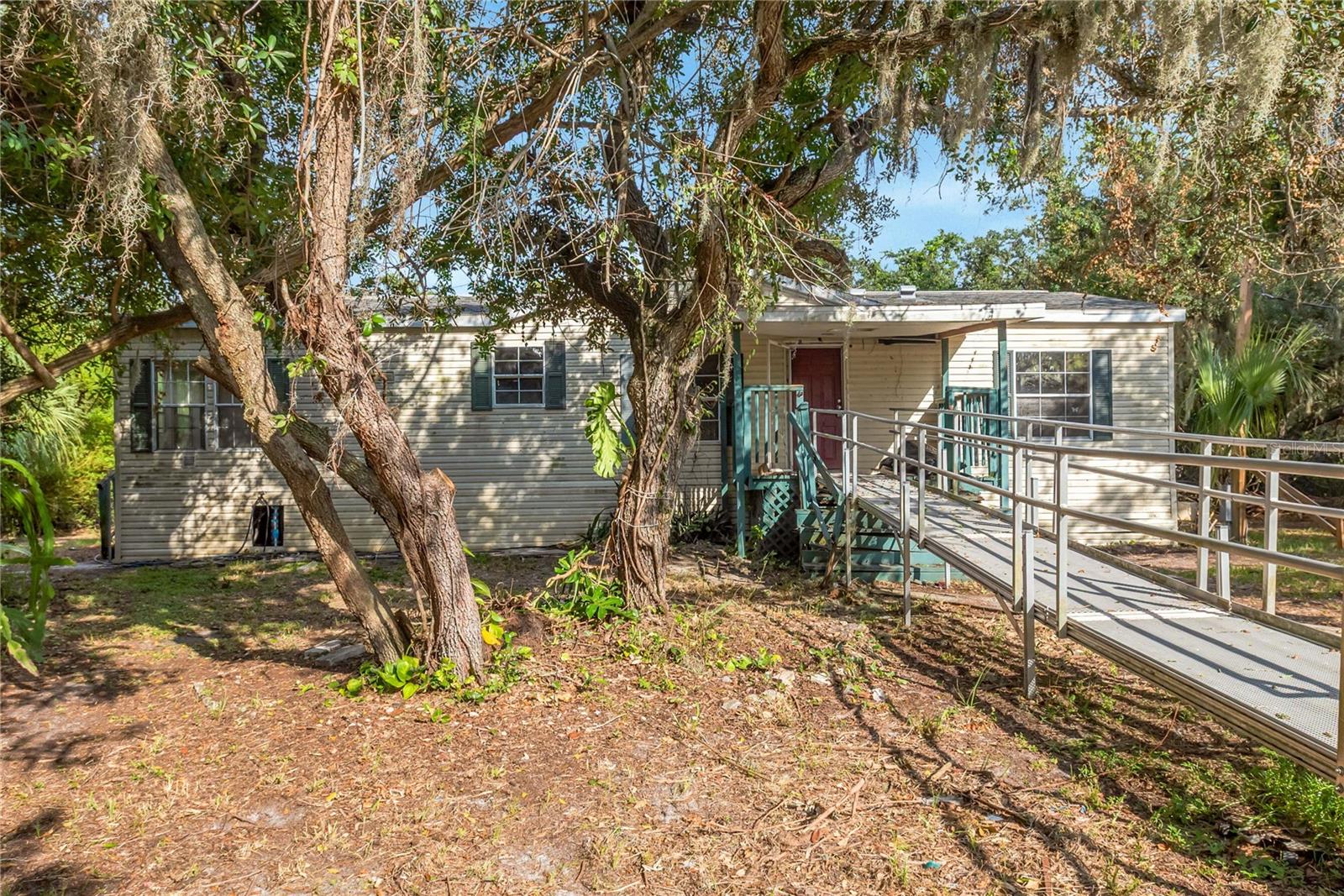 11620 E Bay Rd, Gibsonton