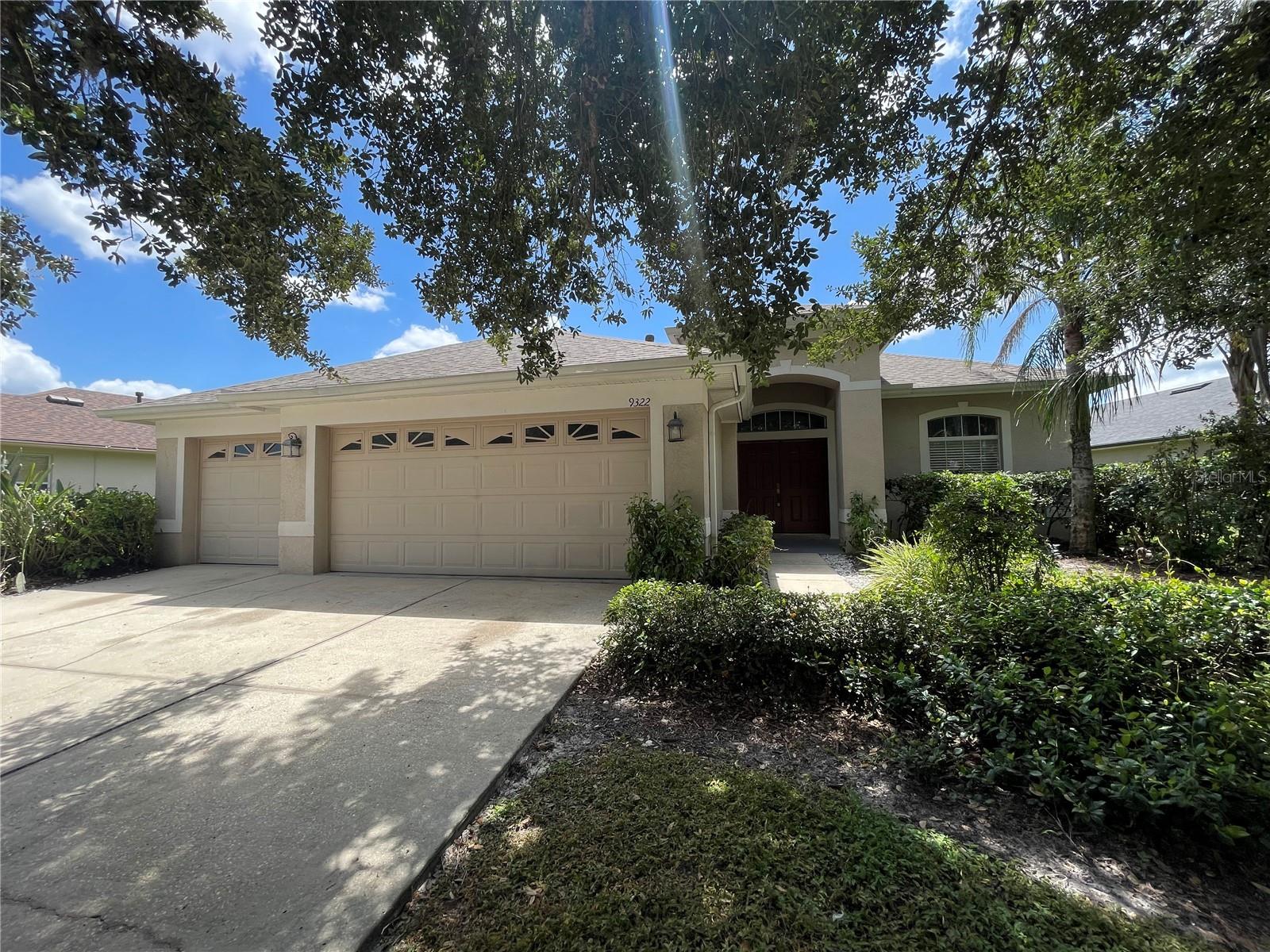 9322 Mangrove Ct, Tampa