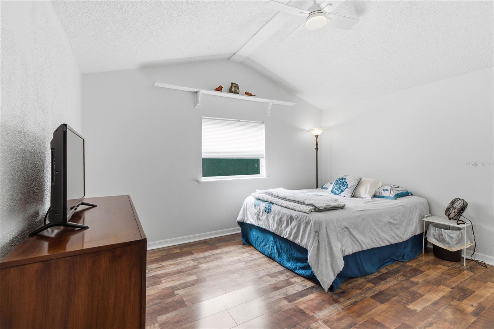 14404 AMY LN