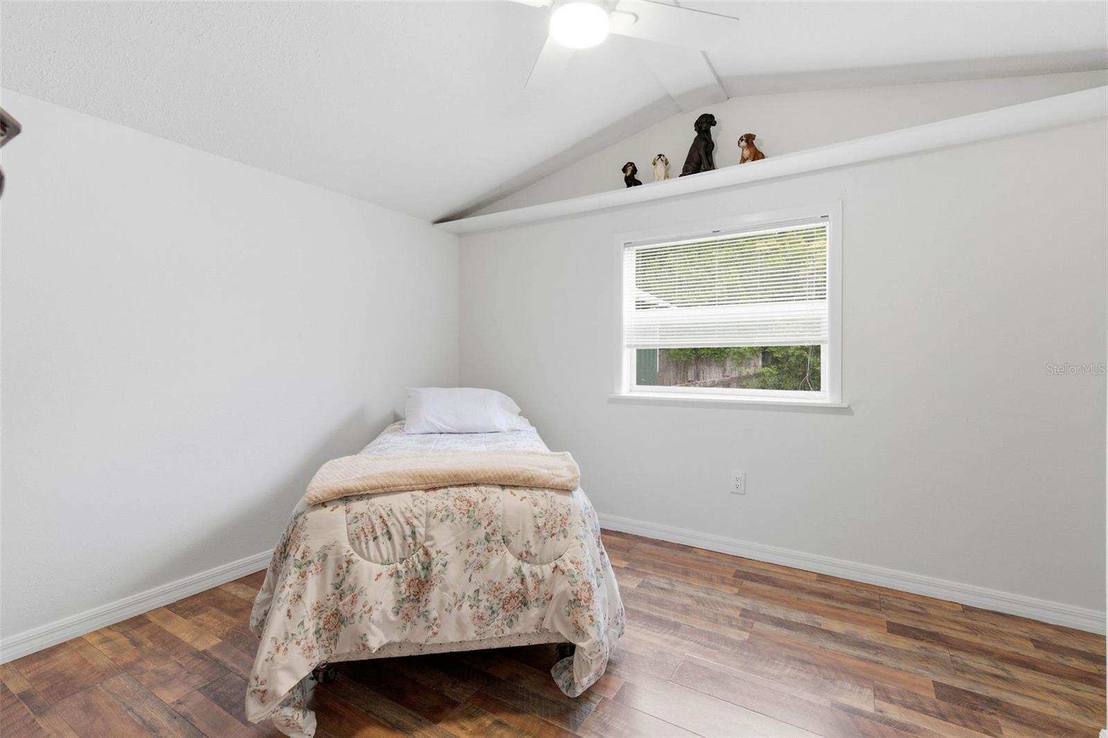 14404 AMY LN