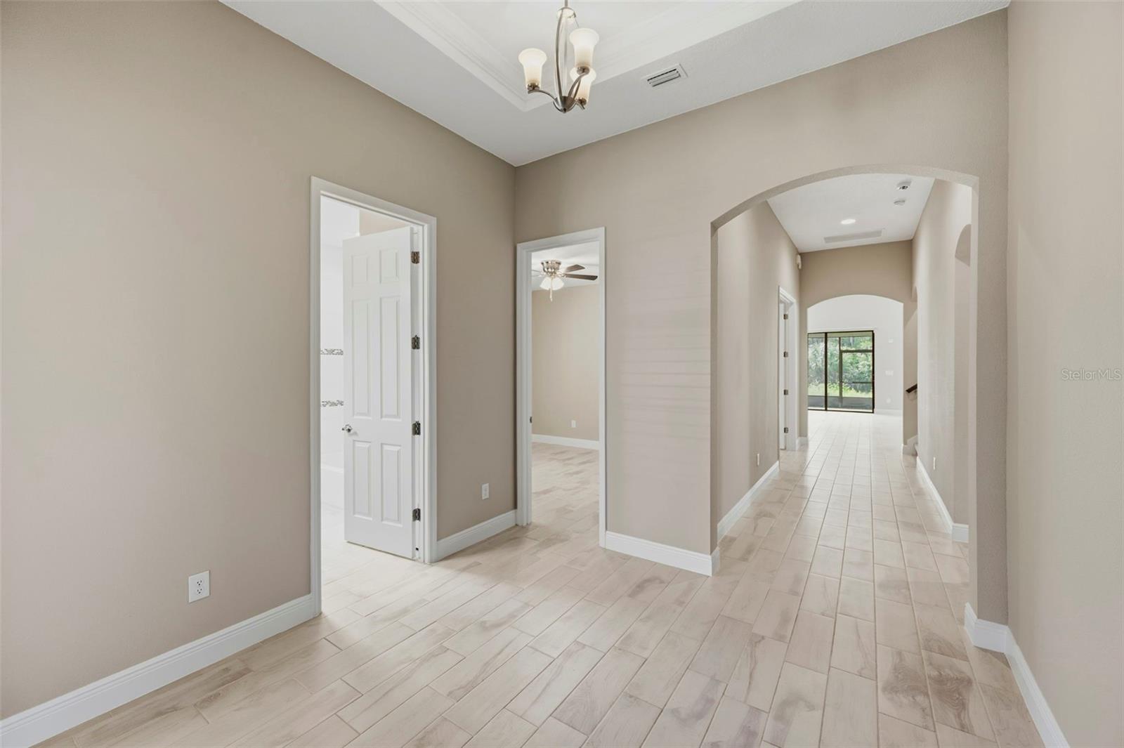 14519 WOODLAND SPUR DR