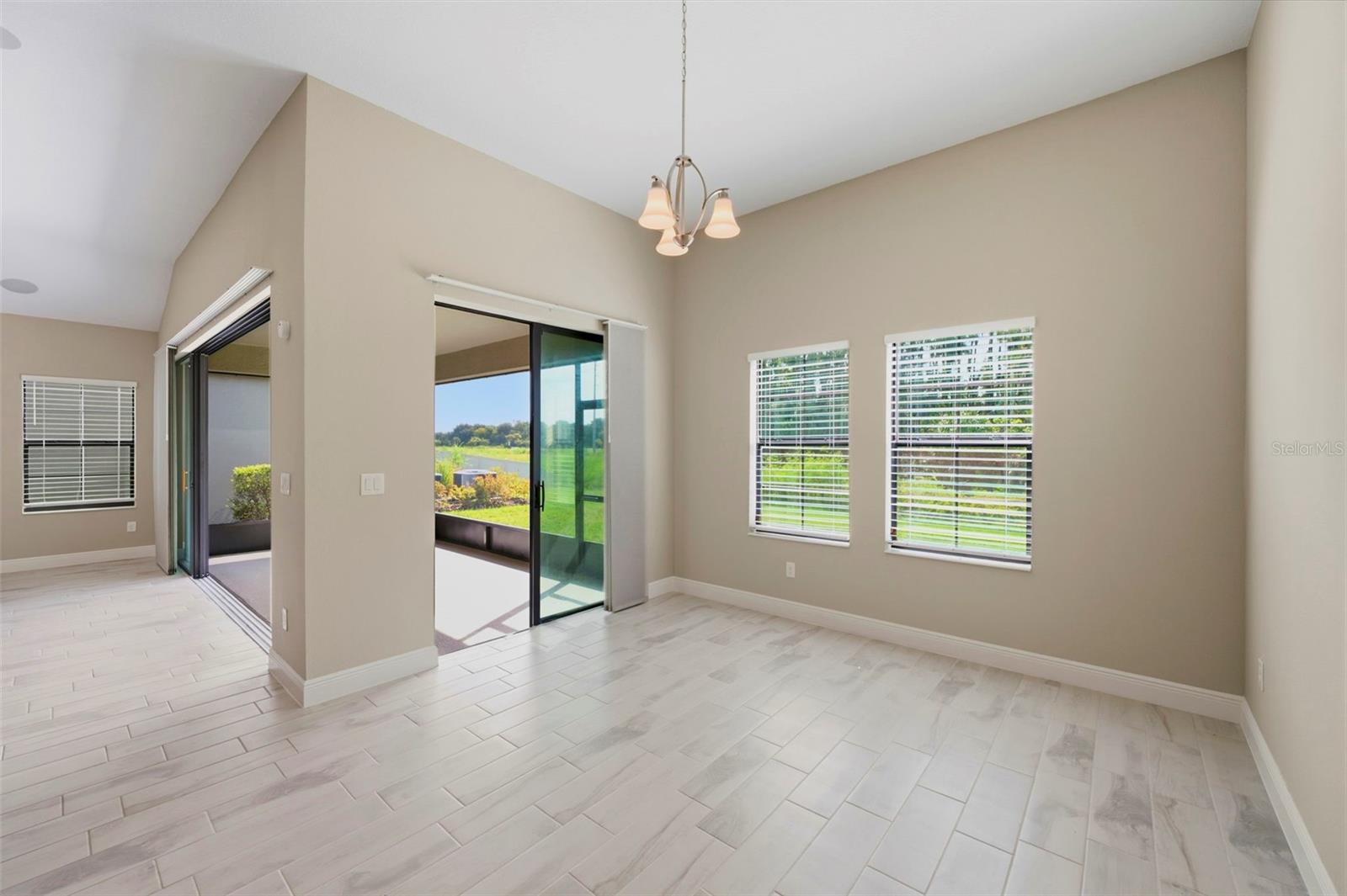 14519 WOODLAND SPUR DR
