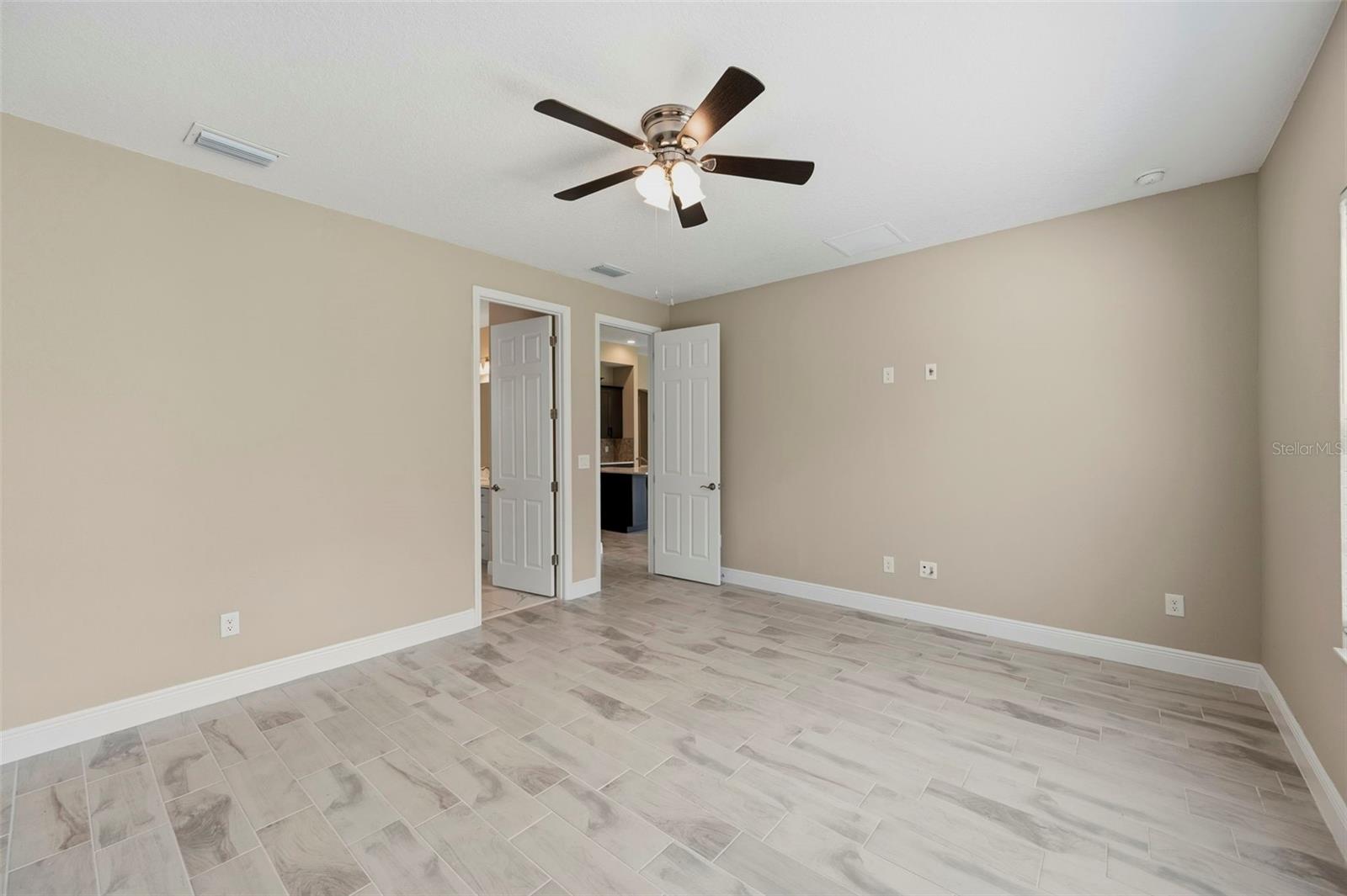 14519 WOODLAND SPUR DR