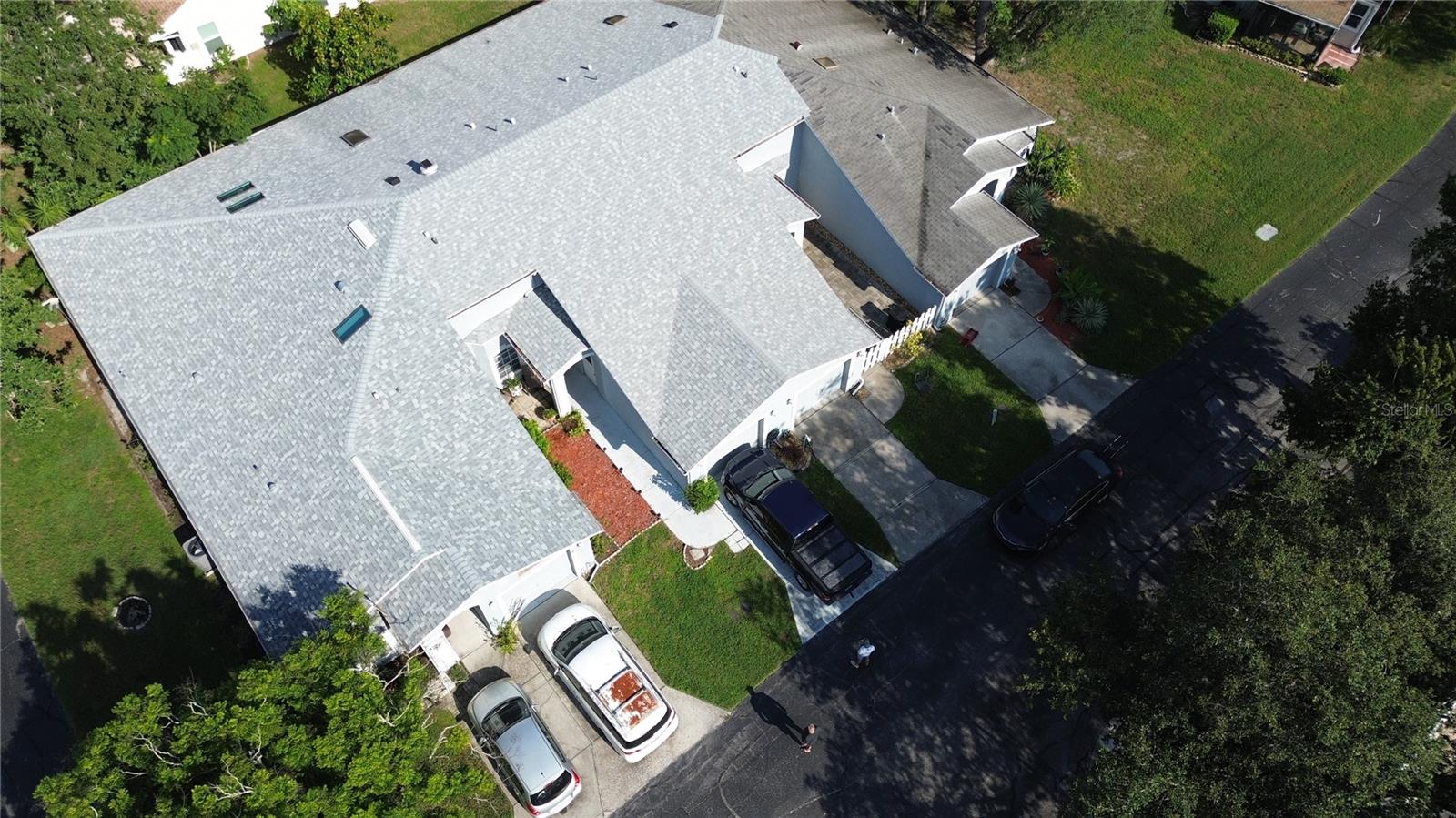 12537 HOLLYBROOK LN