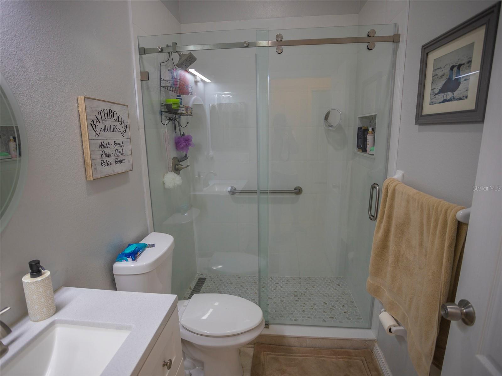 12537 HOLLYBROOK LN