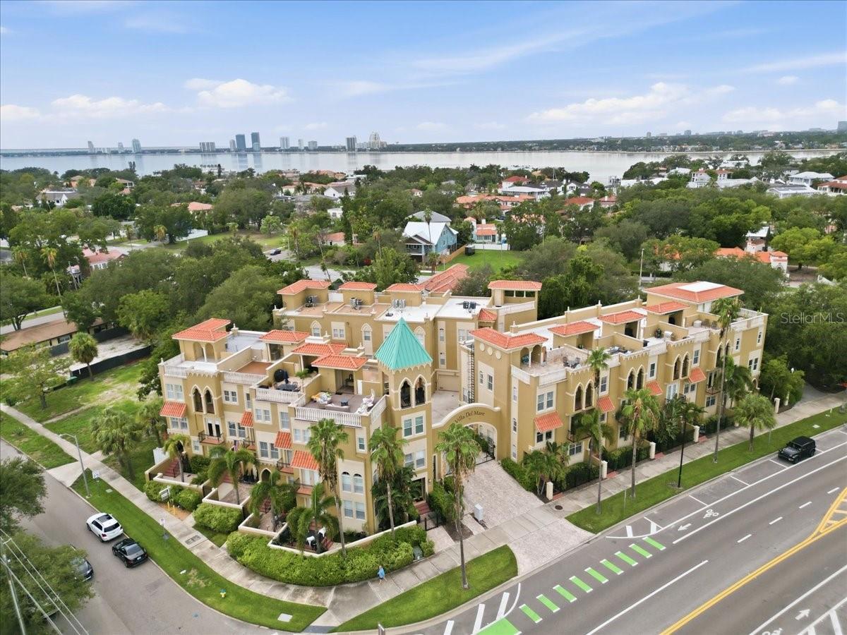 114 E Davis Blvd #8, Tampa