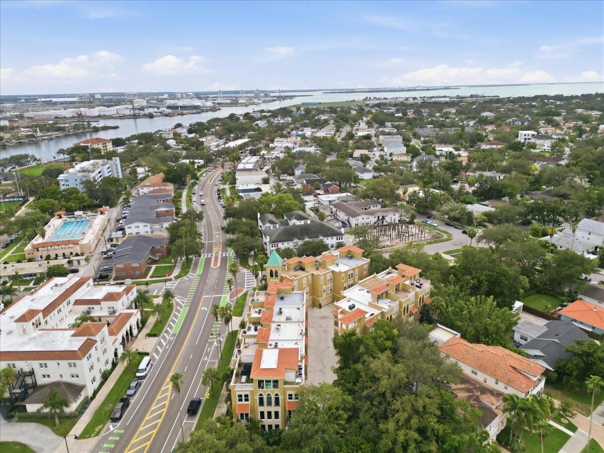 114 E DAVIS BLVD #8