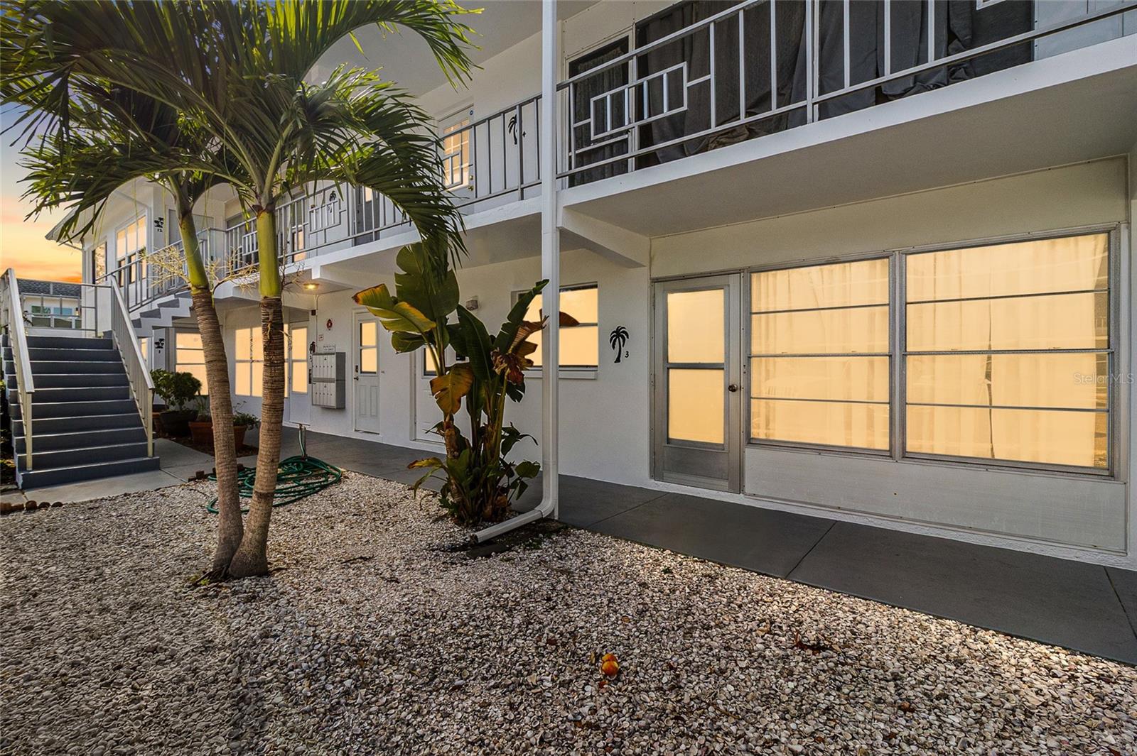 1221 Drew St #b3, Clearwater