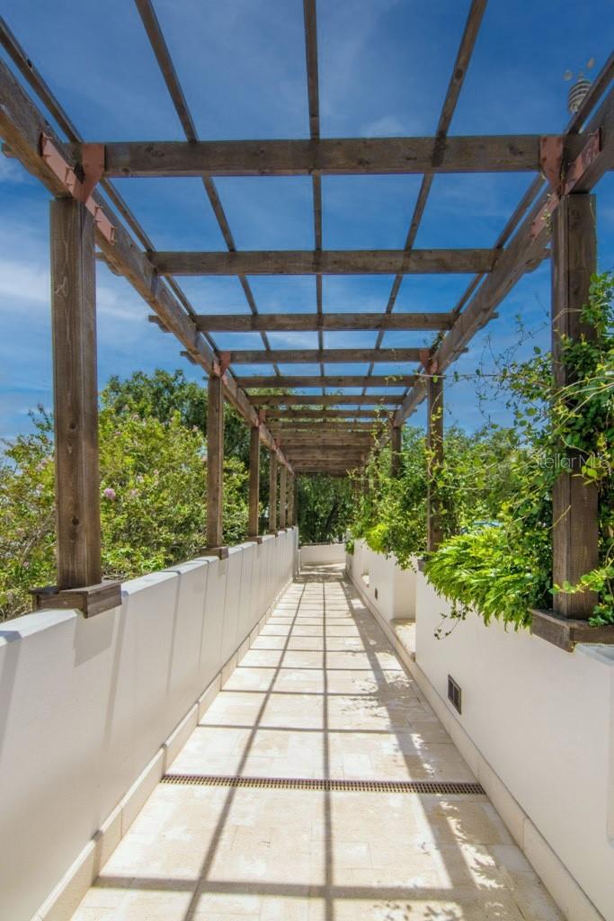 345 BAYSHORE BLVD #808