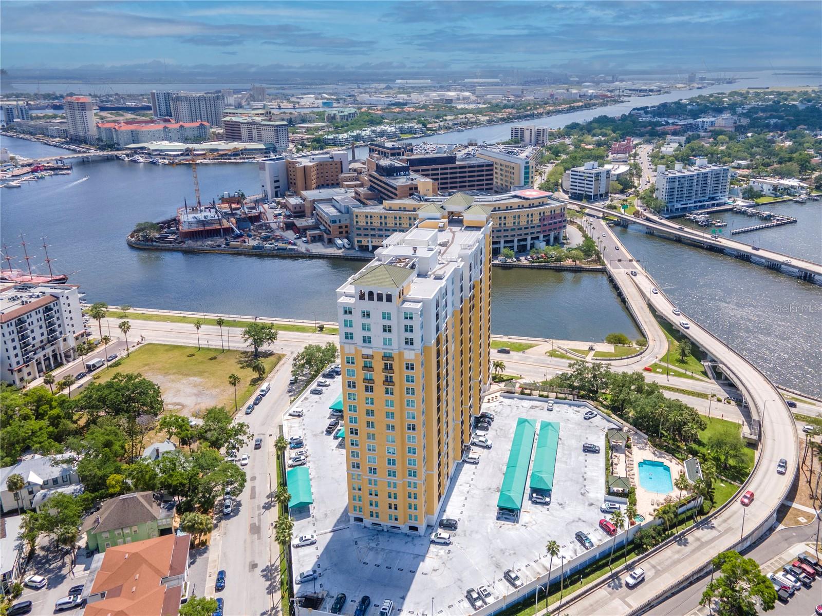 345 BAYSHORE BLVD #808