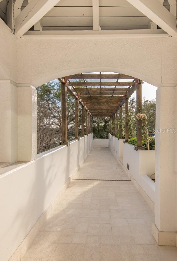 345 BAYSHORE BLVD #808