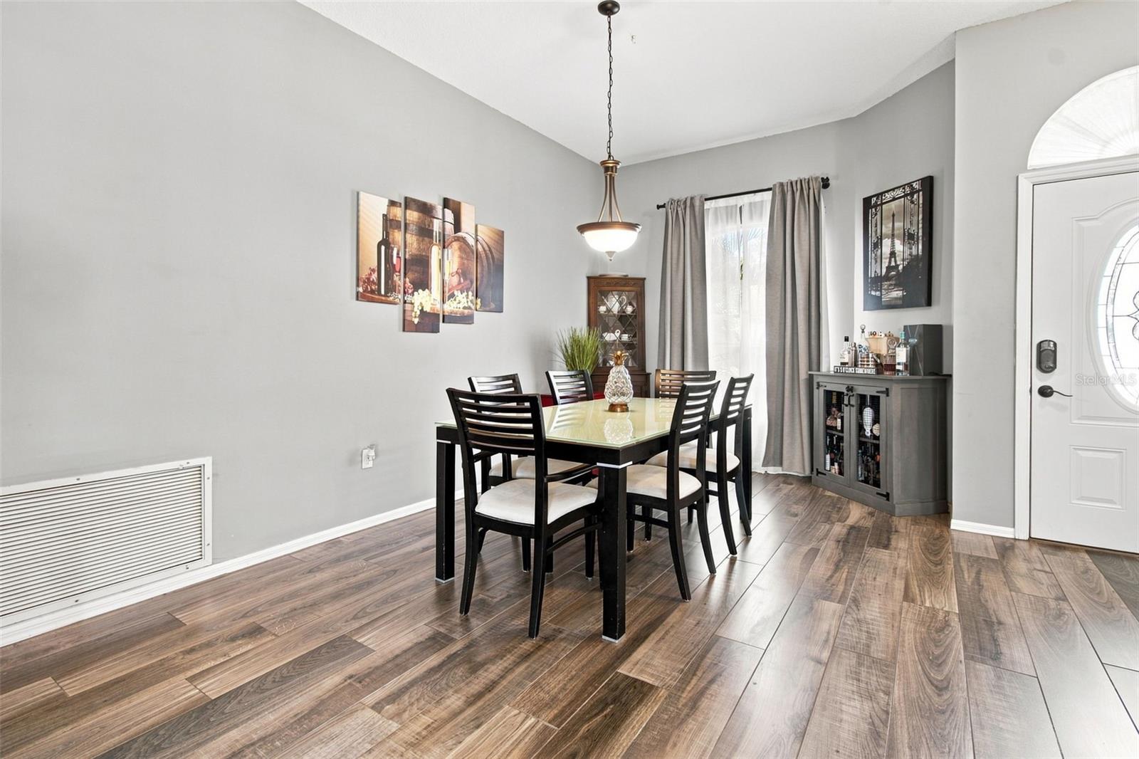 2244 GROVELAND DR