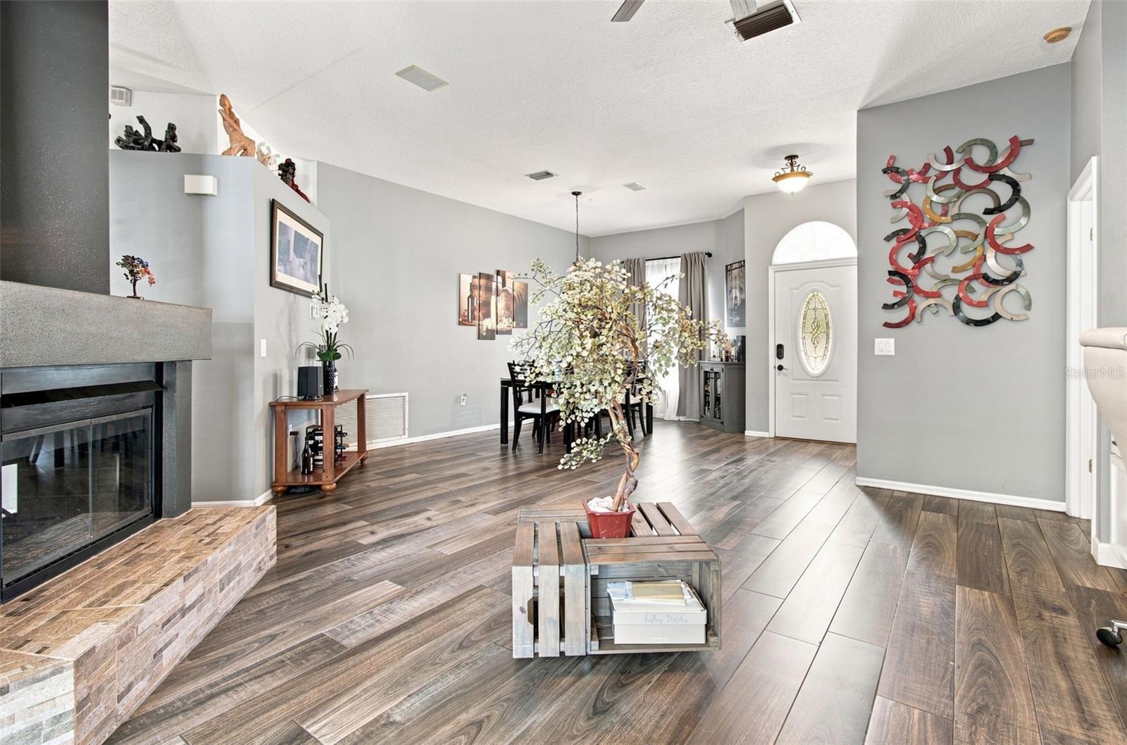 2244 GROVELAND DR