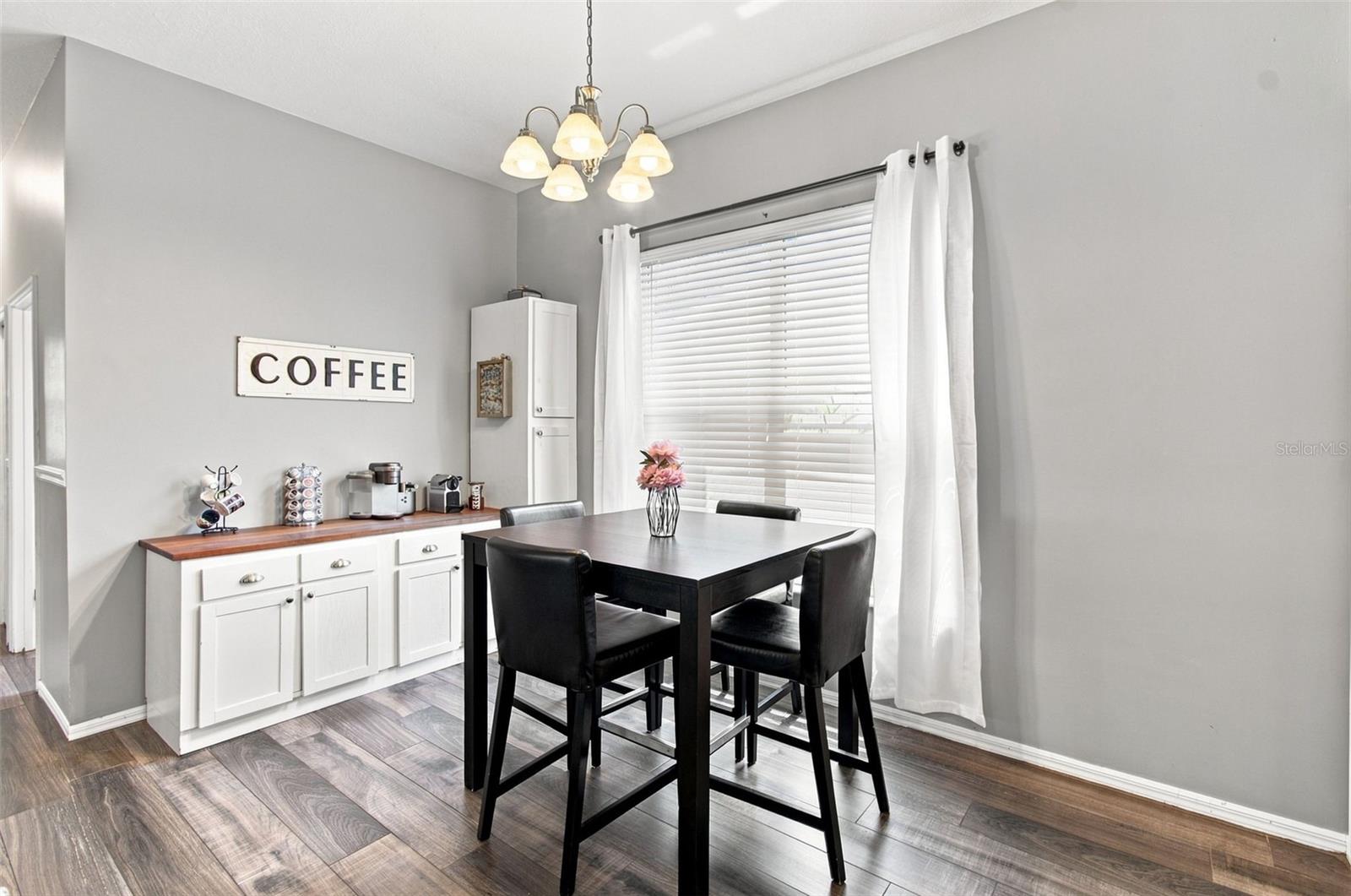 2244 GROVELAND DR