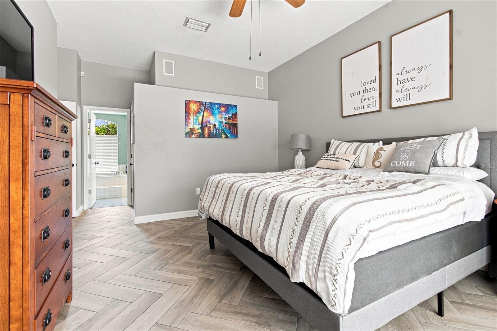 2244 GROVELAND DR