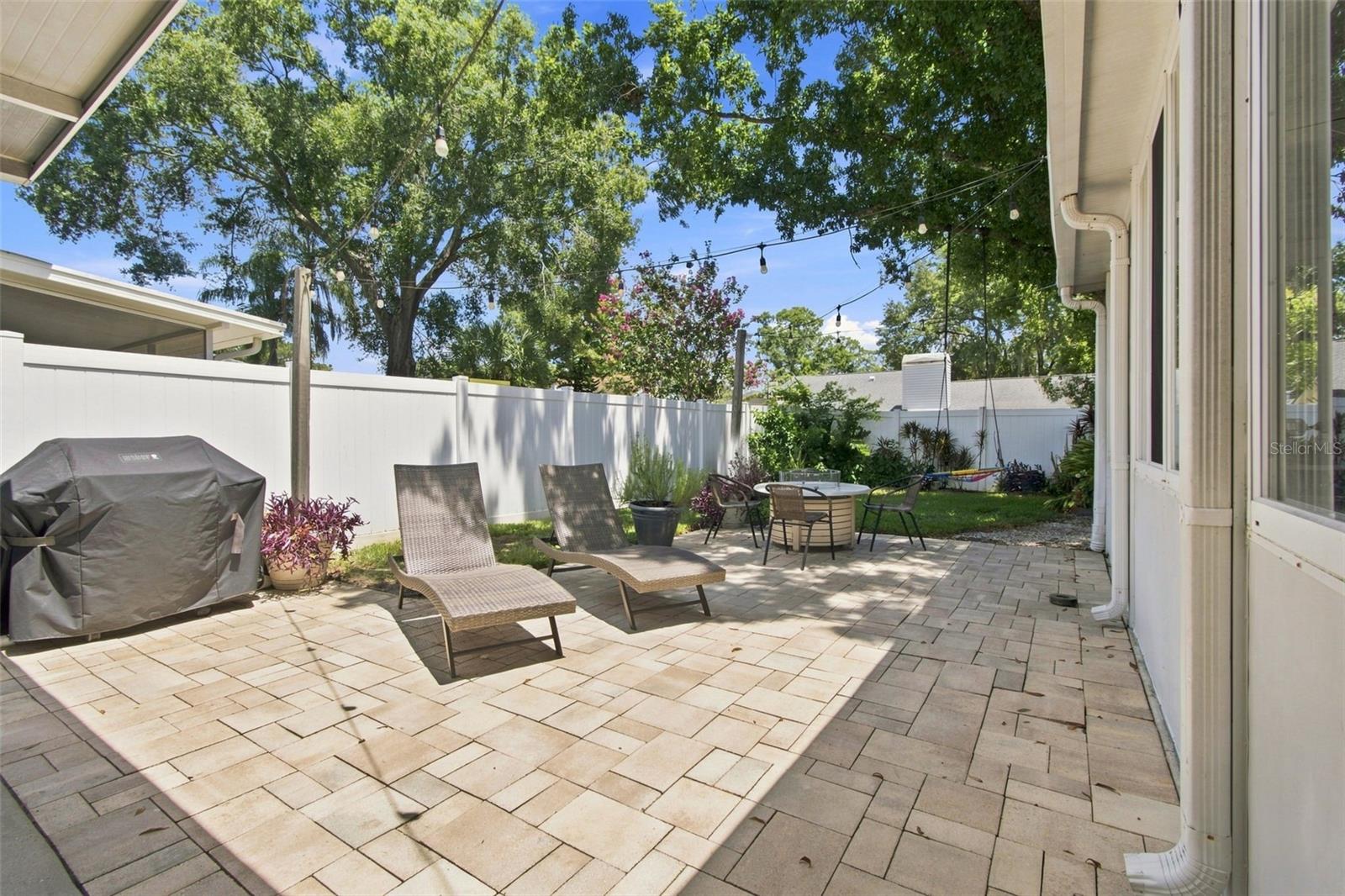 2244 GROVELAND DR