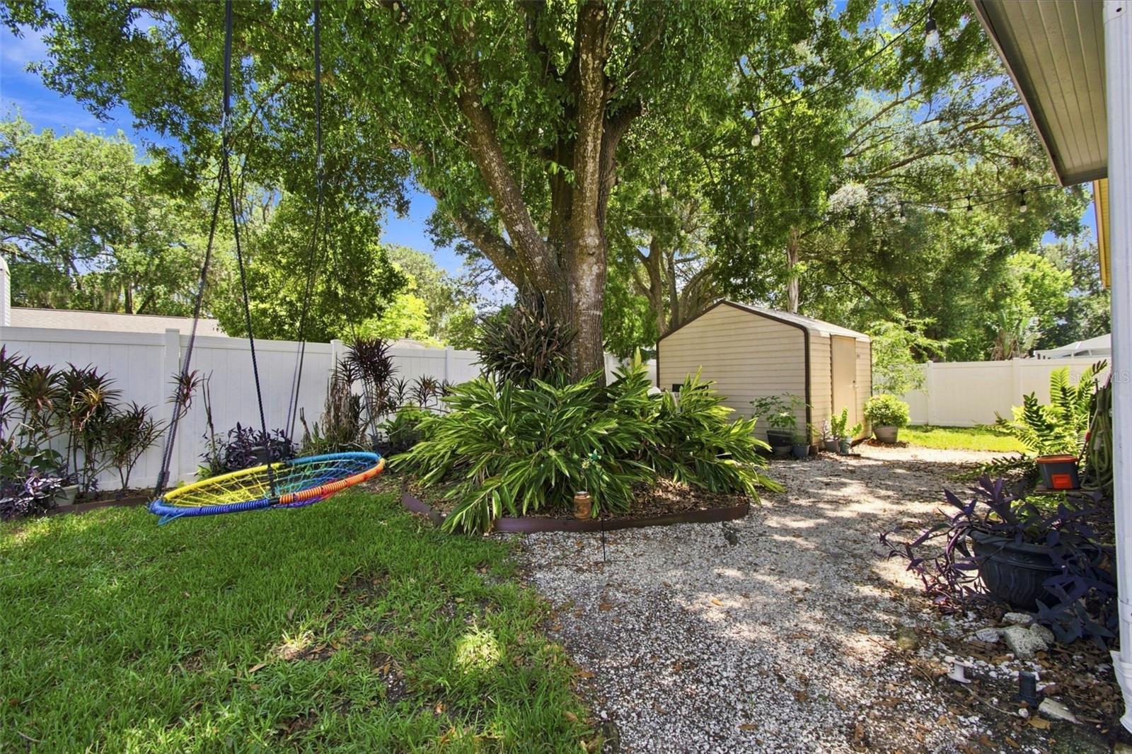 2244 GROVELAND DR