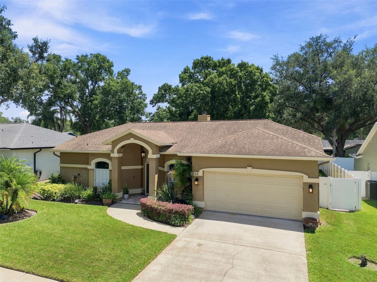 2244 GROVELAND DR