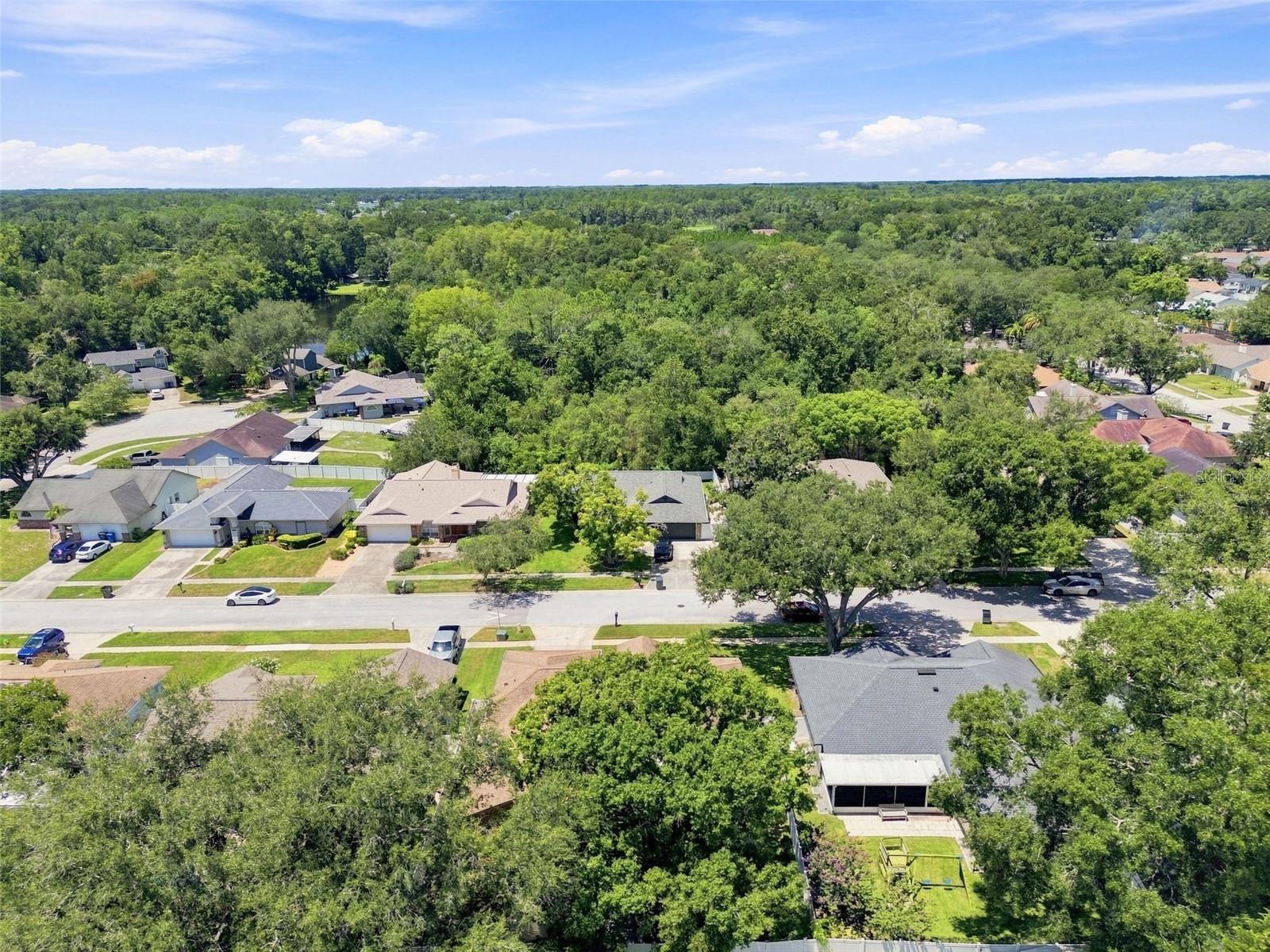 2244 GROVELAND DR