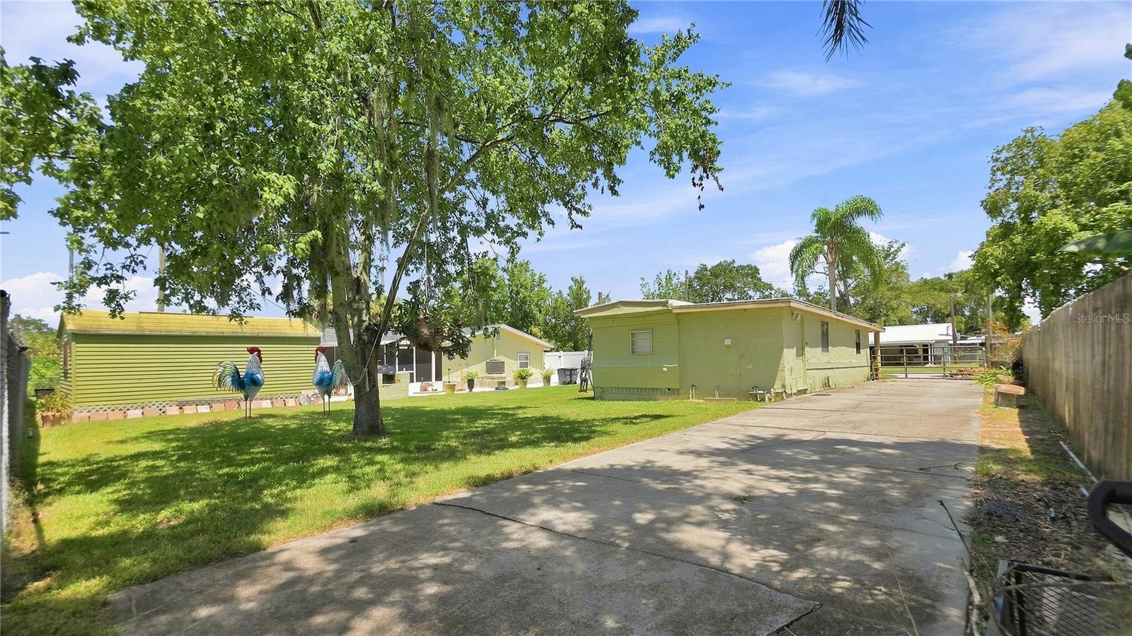 14125 PLUM LN