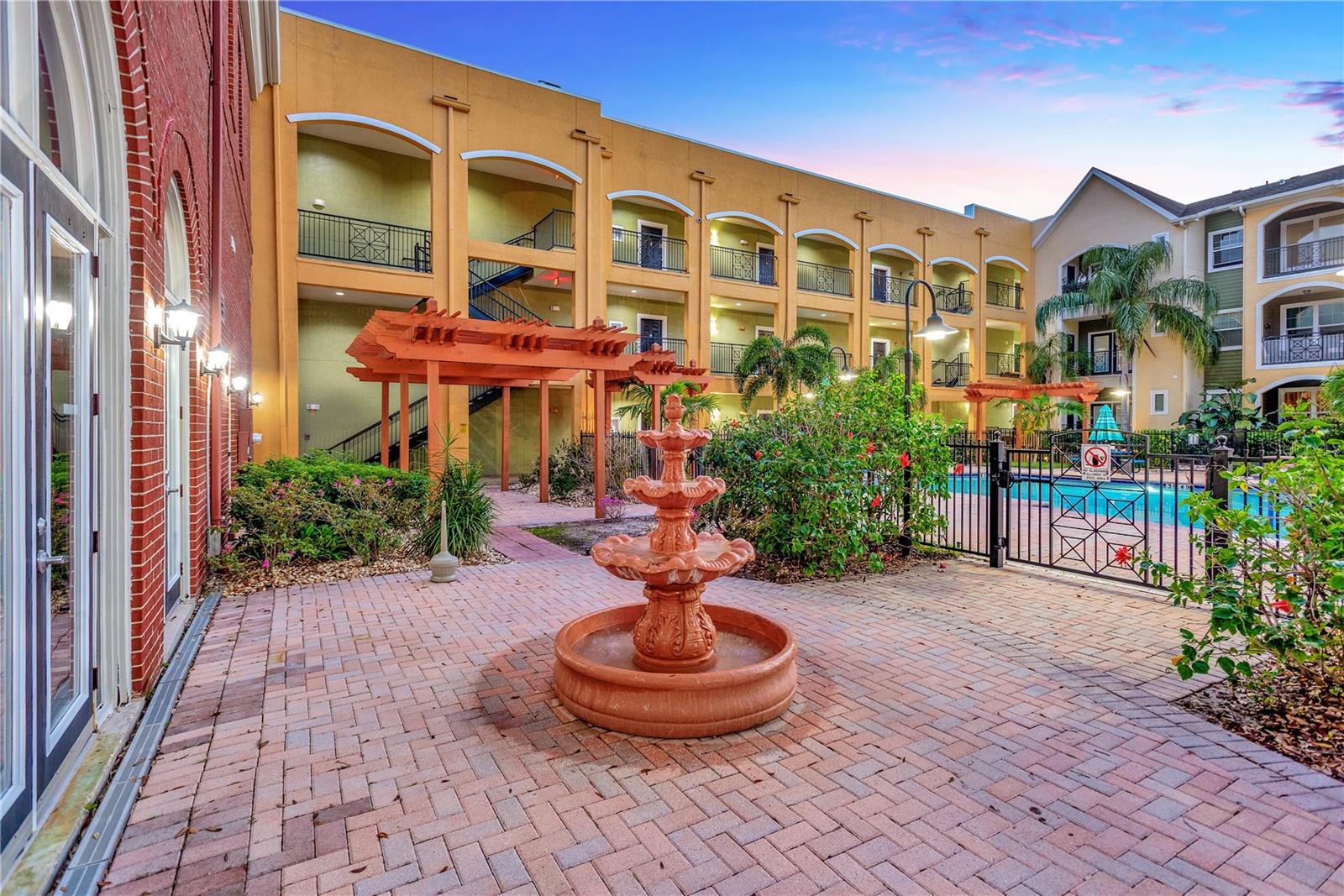 1810 E PALM AVE #5205