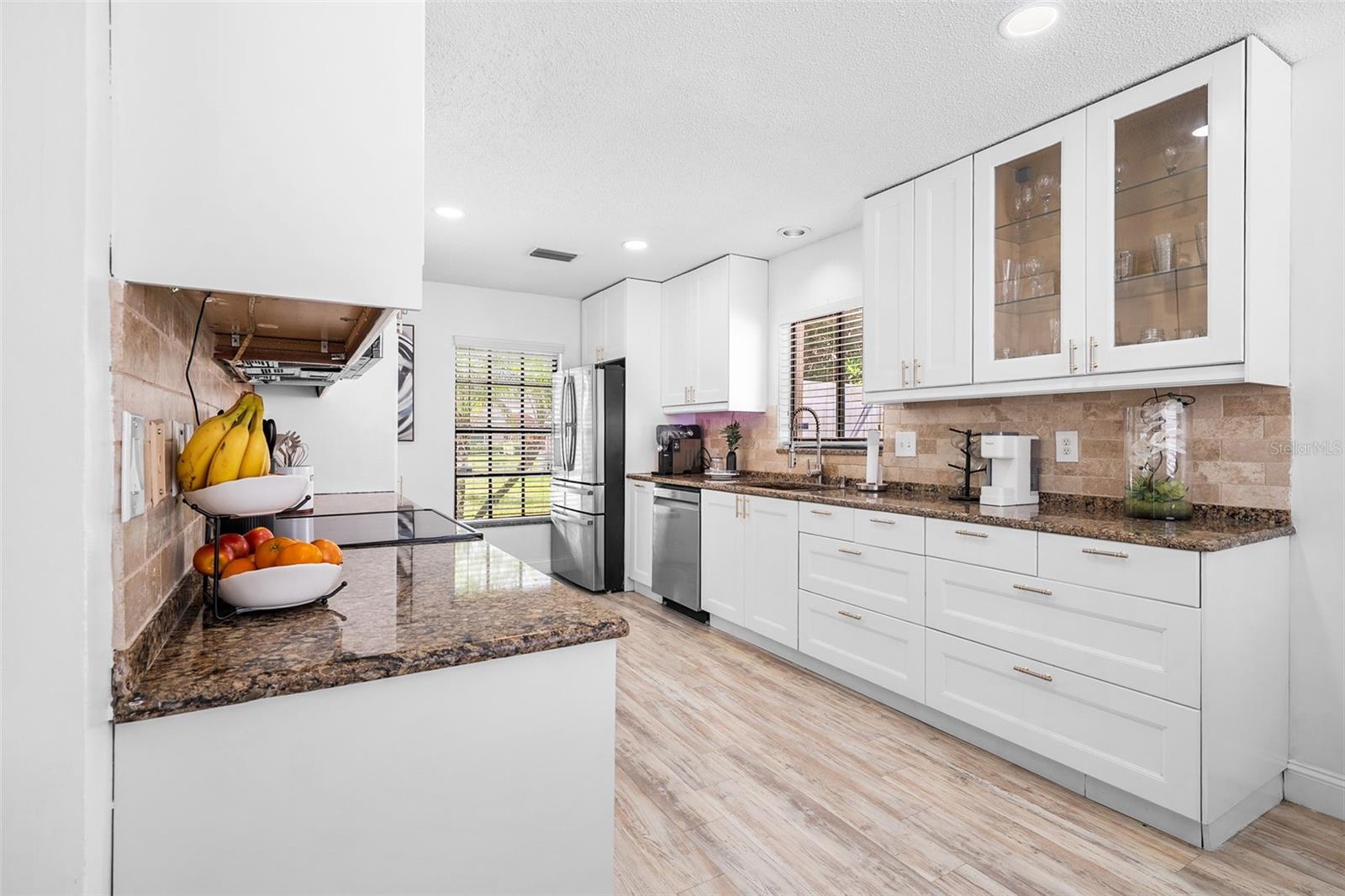 6301 NESTING CT