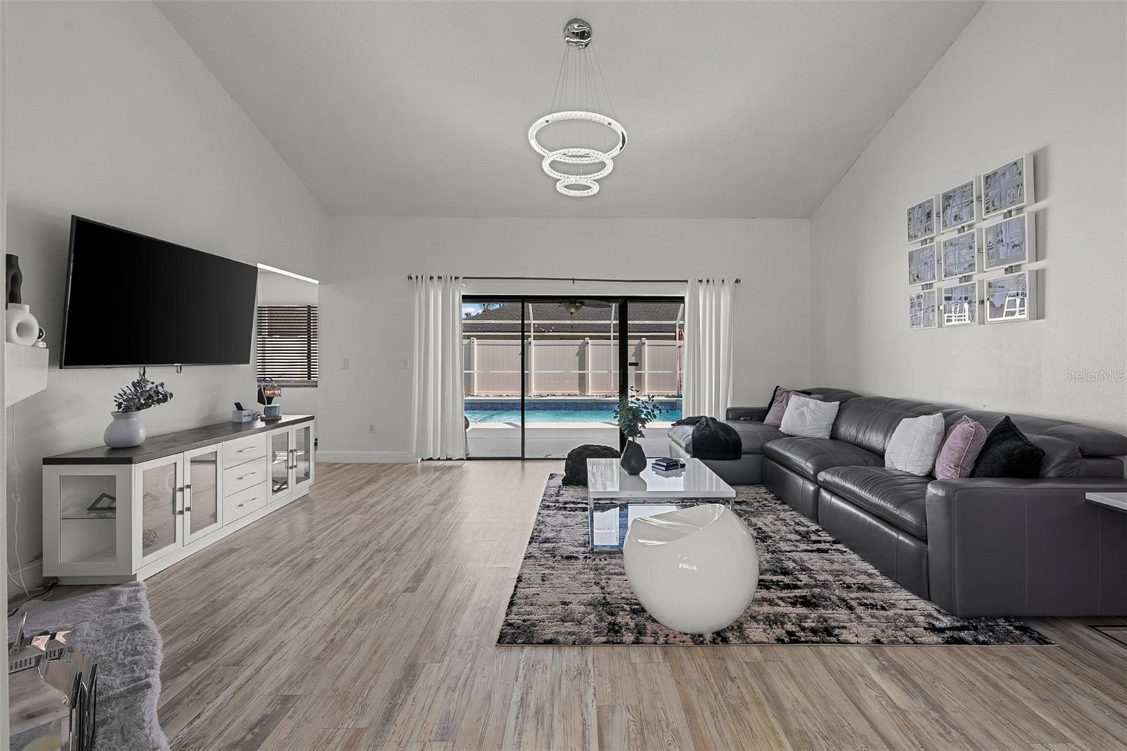 6301 NESTING CT