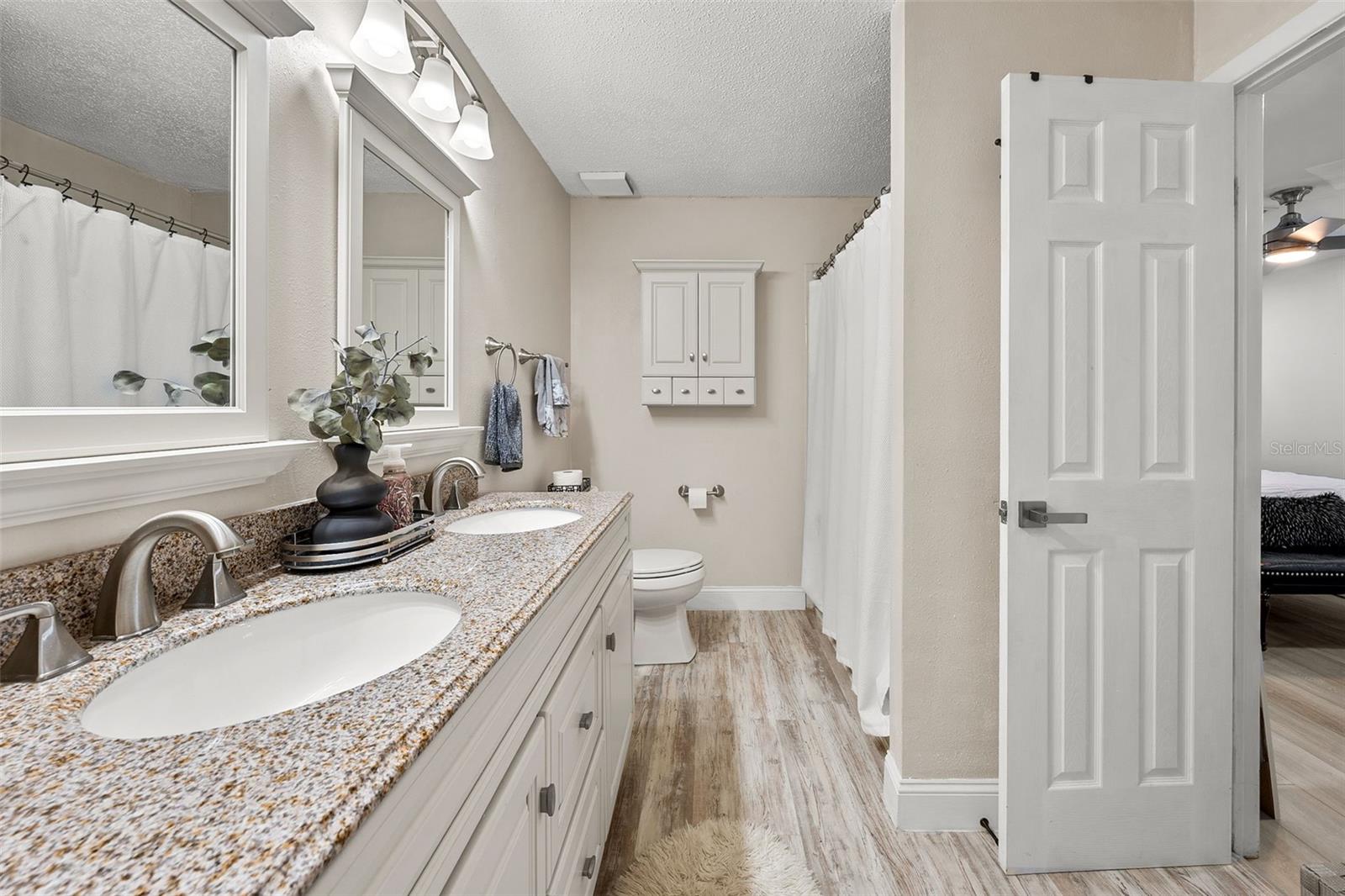 6301 NESTING CT