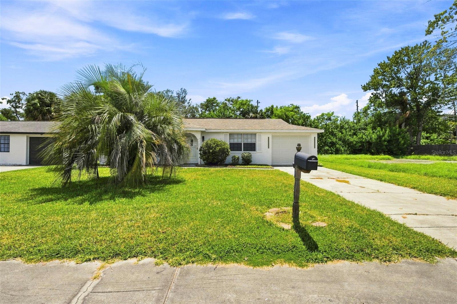 6214 WESTPORT DR