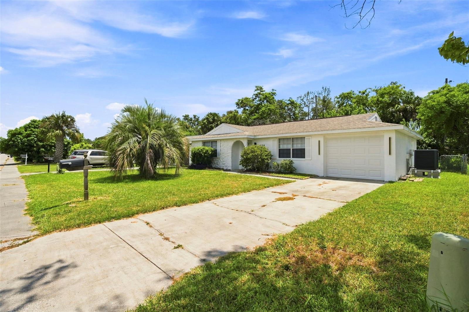 6214 WESTPORT DR