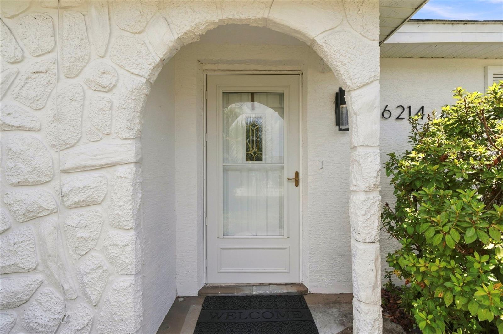 6214 WESTPORT DR