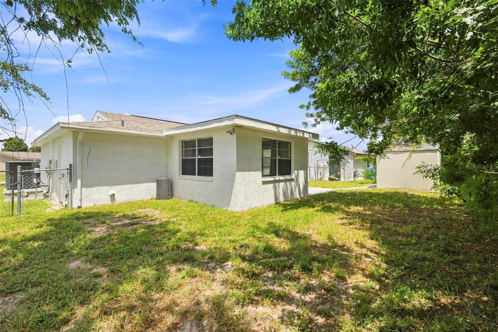 6214 WESTPORT DR