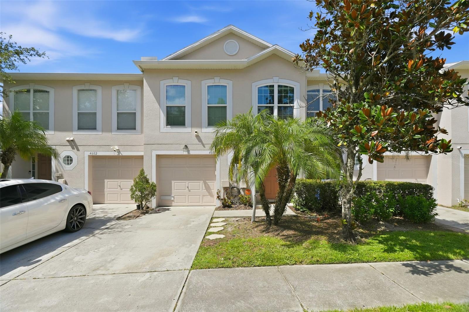 4604 ASHBURN SQUARE DR