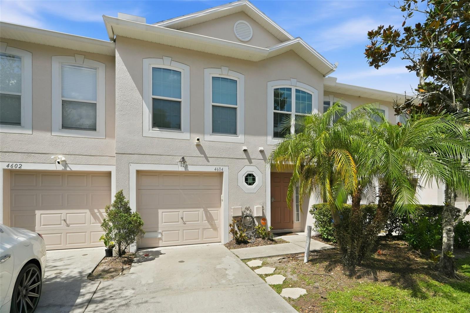 4604 ASHBURN SQUARE DR