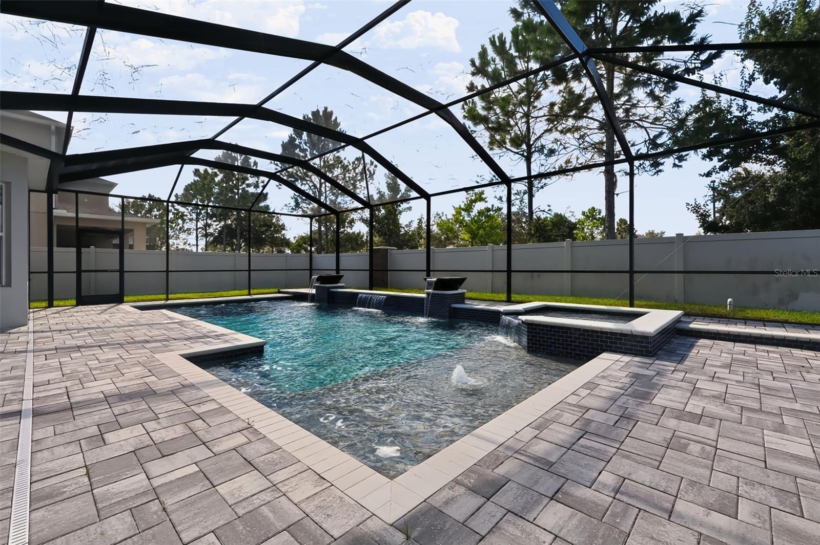 8781 BELLA VITA CIR
