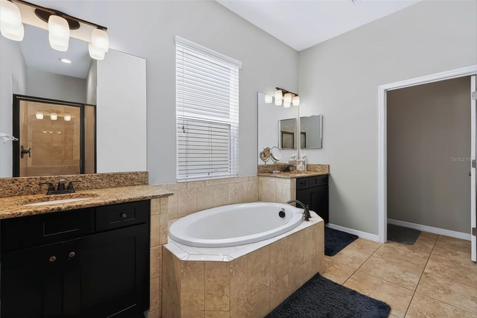 8781 BELLA VITA CIR