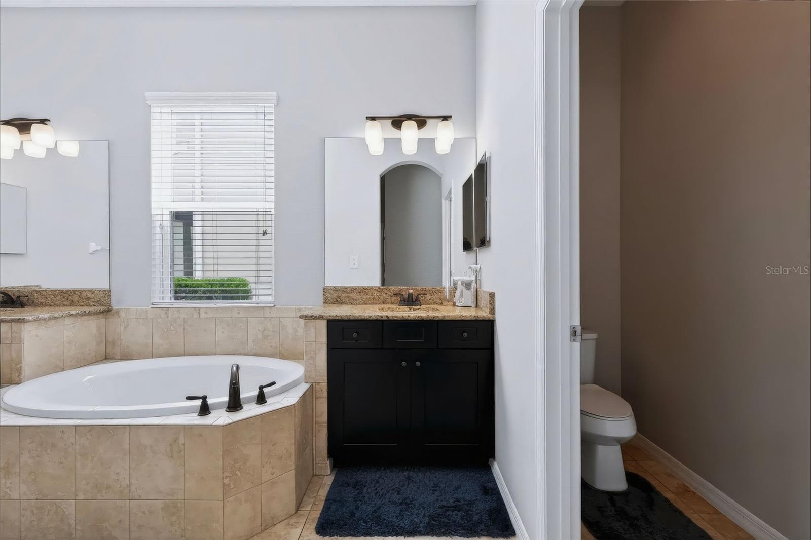 8781 BELLA VITA CIR