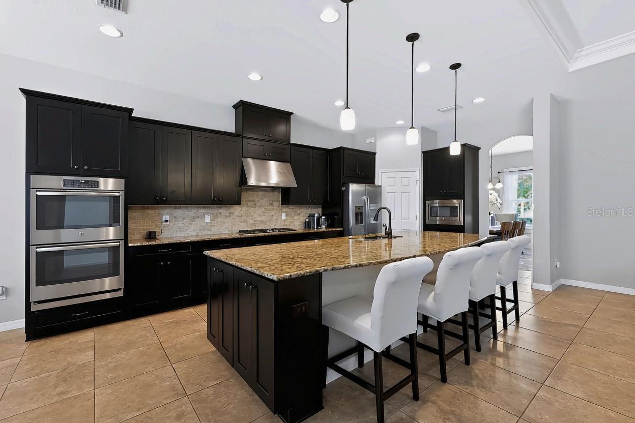 8781 BELLA VITA CIR