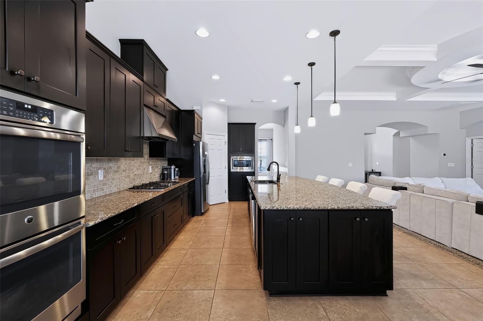 8781 BELLA VITA CIR