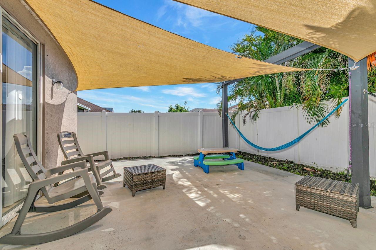 501 STONE BRIAR DR